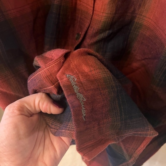 NWT Eddie Bauer red/black womens flannel size Large - Picture 4 of 5